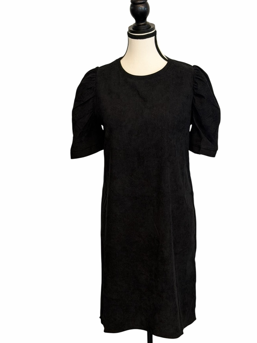 Molly Bracken Black Puff Sleeve Shift Dress NWT Size Small